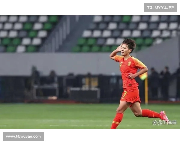 中国女足0-0韩国:无缘东亚杯“开门红”,王霜受伤下场 中国女足0-0韩国:无缘东亚杯“开门红”,王霜受伤下场